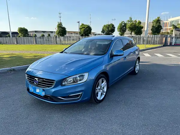 Volvo V60 2016