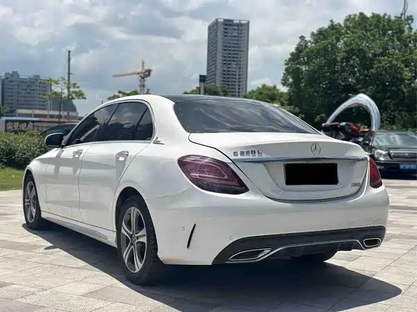Mercedes-Benz C-Class 2020