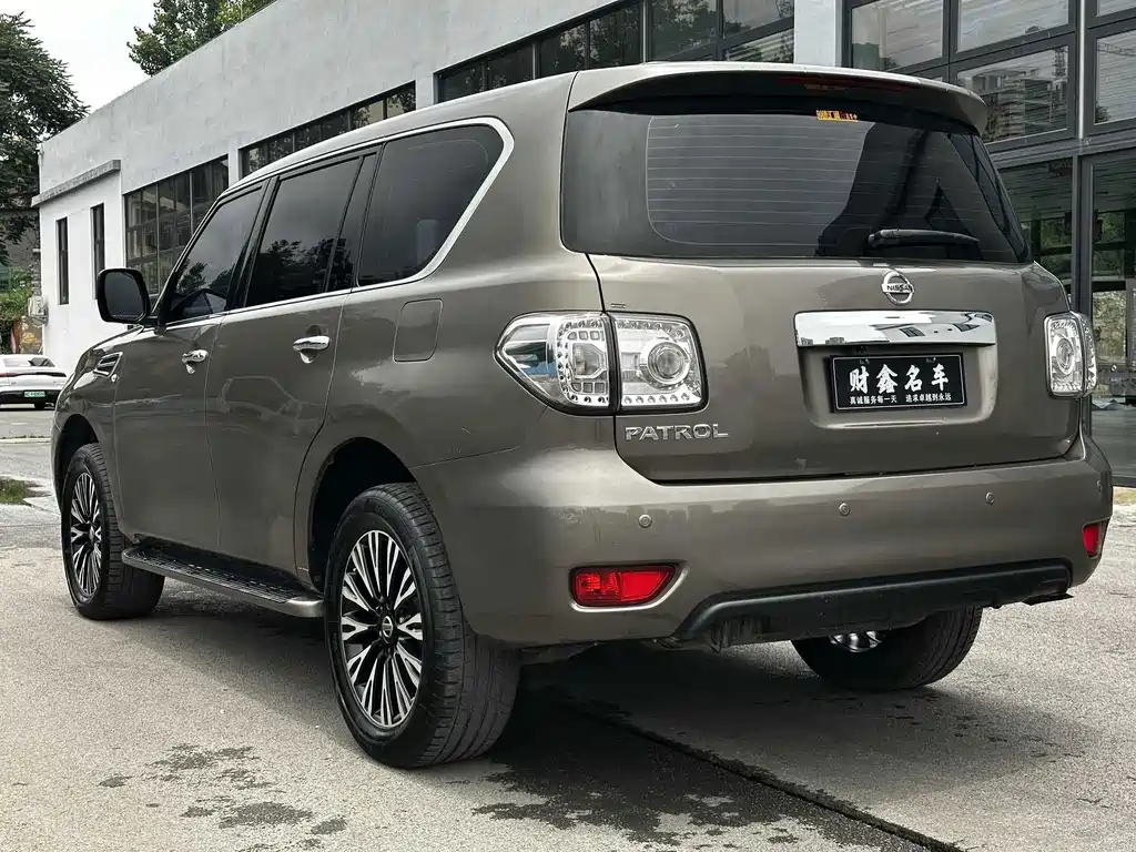 Nissan Patrol 2019 — фото 12