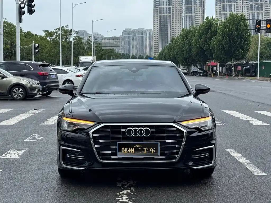 Audi A6L 2022