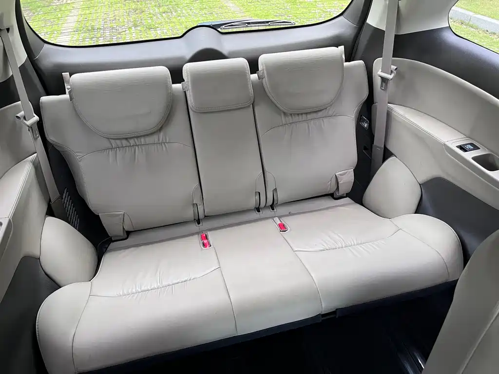 Honda Odyssey 2015 — фото 15