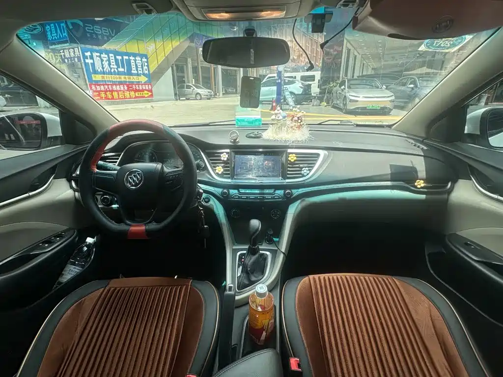 Buick Excelle GT 2015 — фото 11