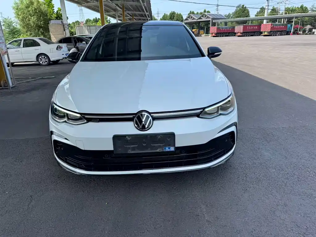 Volkswagen Golf 2022