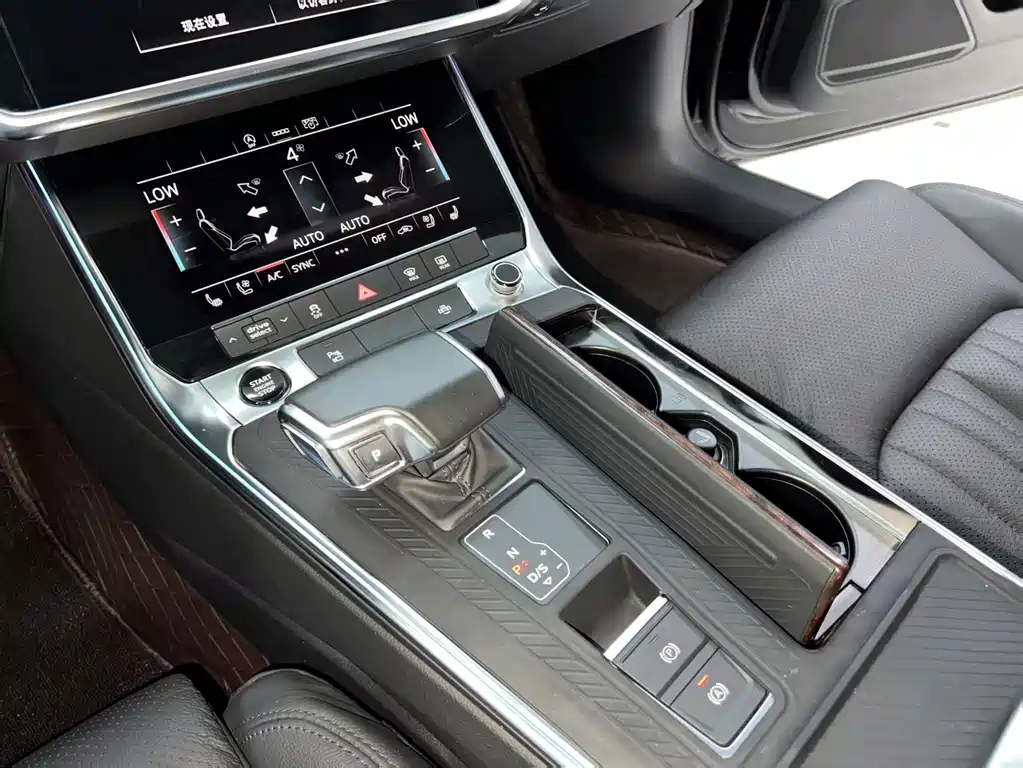 Audi A6L 2021 — фото 12