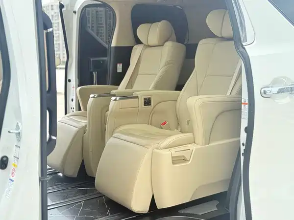 Toyota Alphard 2019