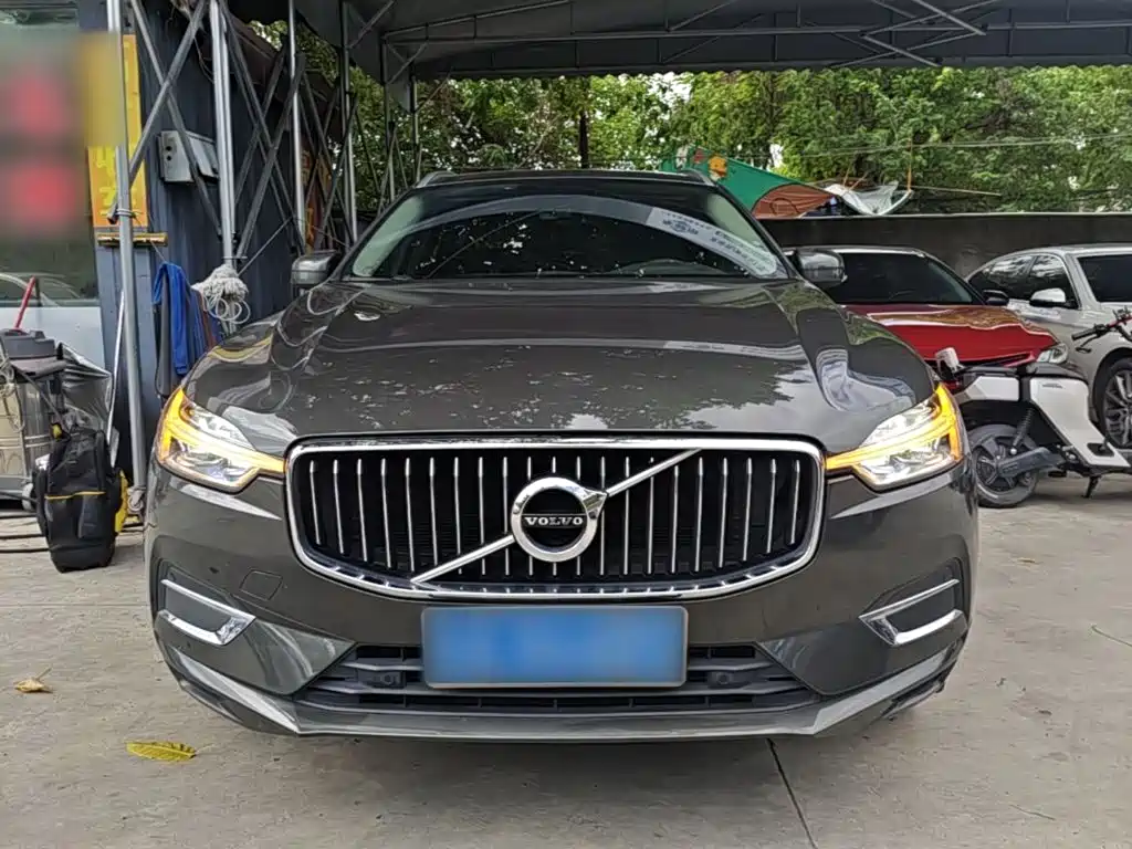 Volvo XC60 2020 — фото 3