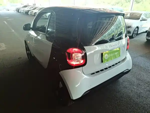 smart fortwo 2019