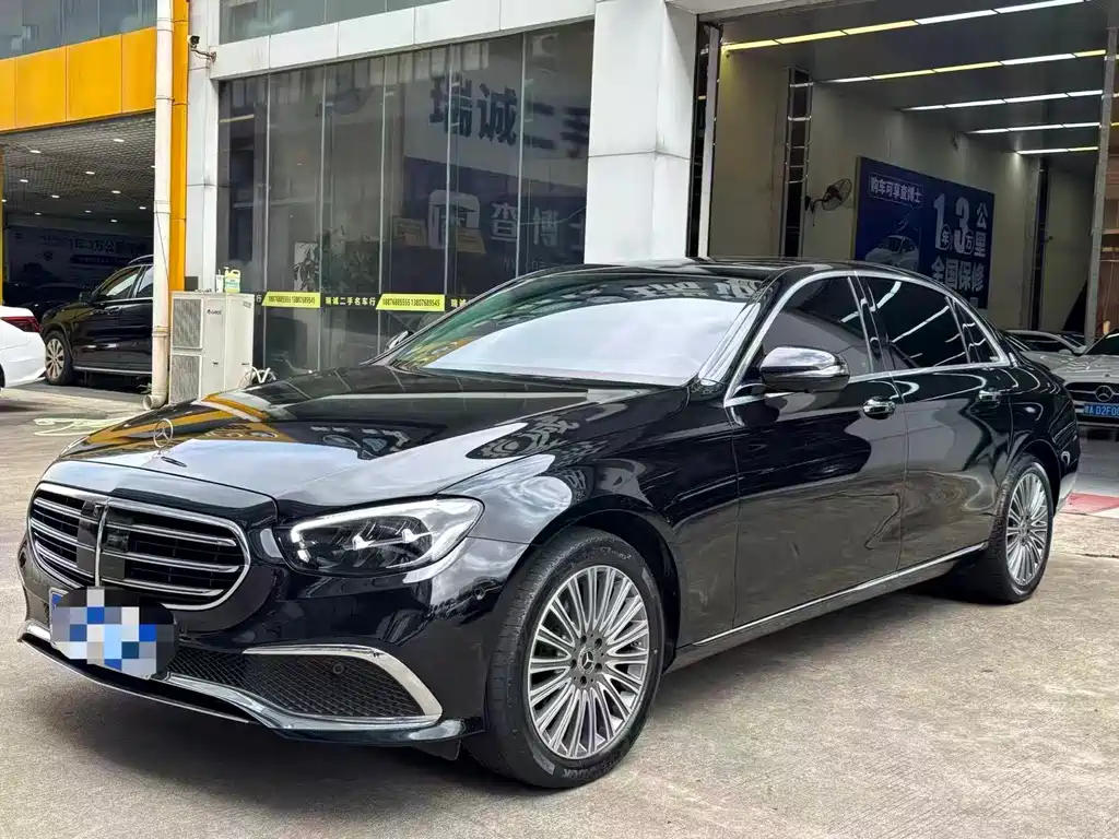 Mercedes-Benz E-Class 2023 — фото 1