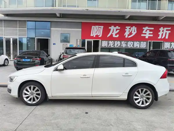 Volvo S60 2016