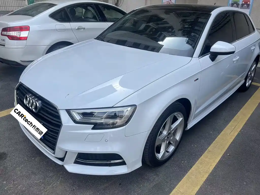 Audi A3 2019 — фото 1