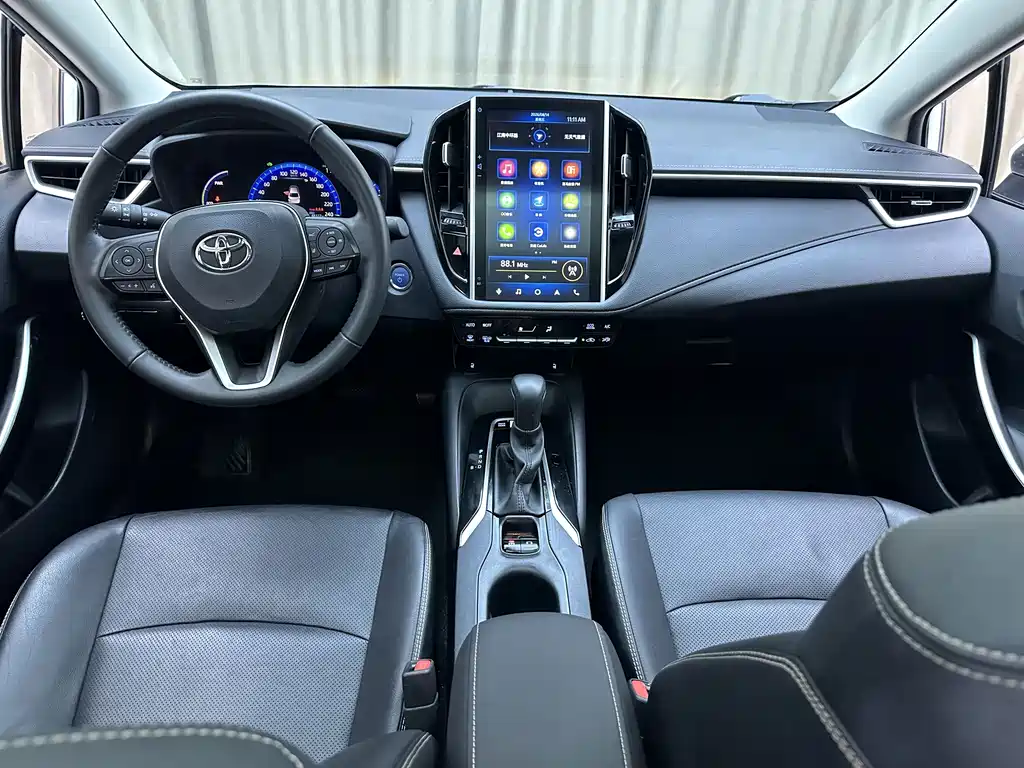 Toyota Corolla 2022 — фото 12