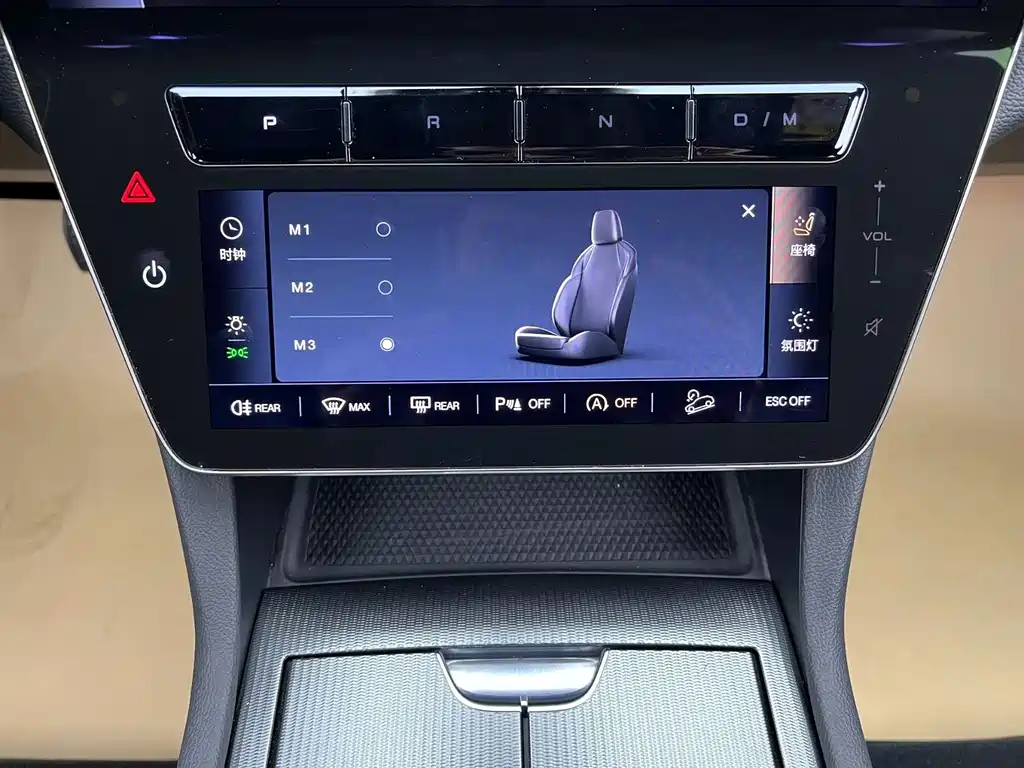 Maserati Grecalegrecale 2025 — фото 22
