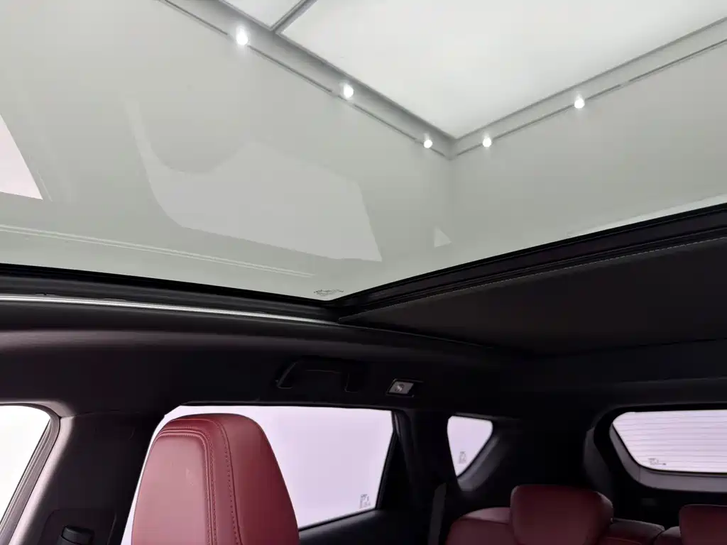 Jetour X70 PLUS 2023 — фото 13