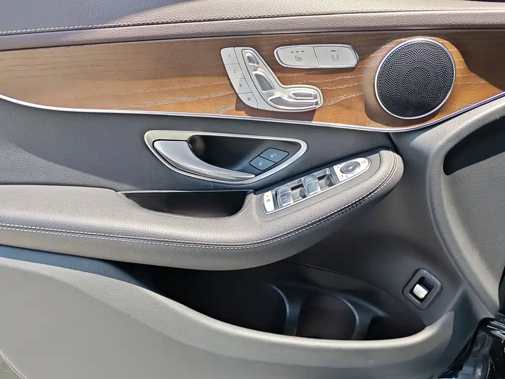 Mercedes-Benz GLC 2022 — фото 10