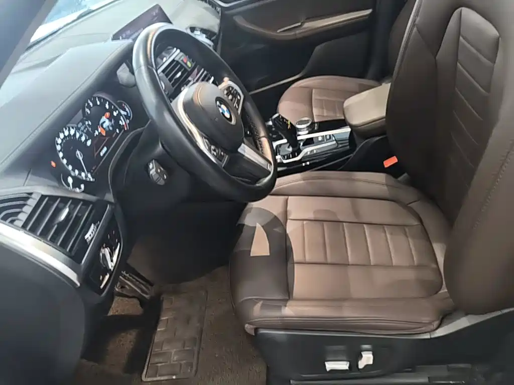 BMW X3 2019 — фото 15