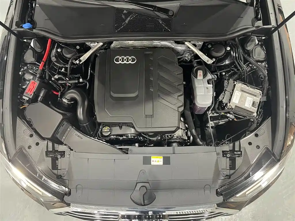 Audi A6L 2024 — фото 12