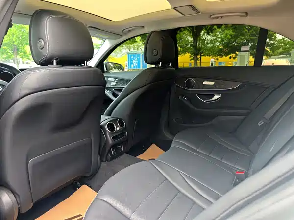 Mercedes-Benz C-Class 2020