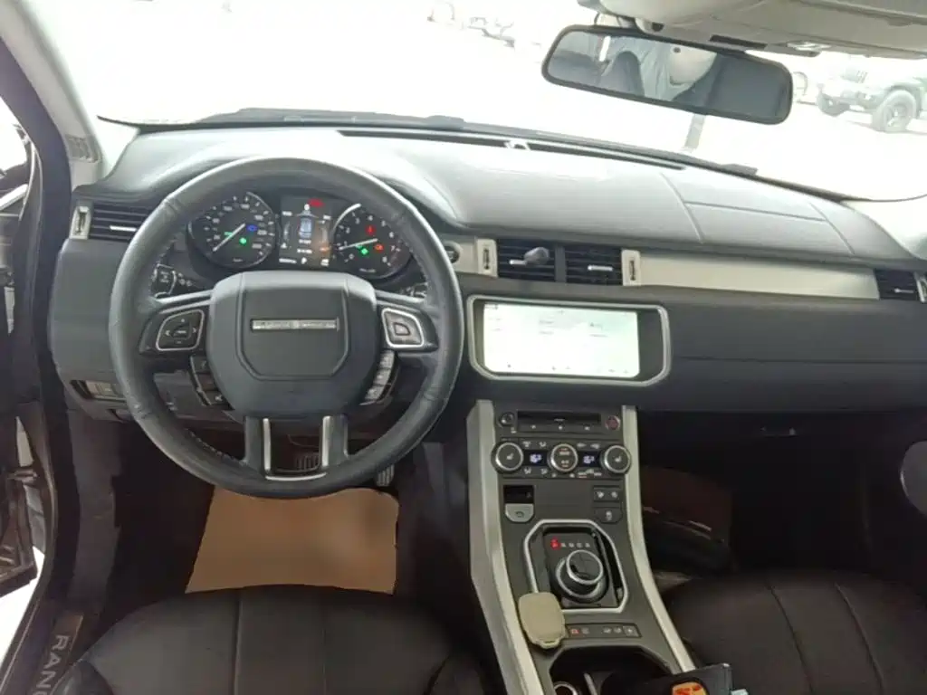 Land Rover Range Rover Evoque 2018 — фото 10