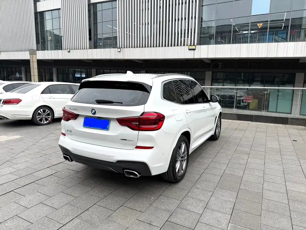 BMW X3 2021 — фото 8