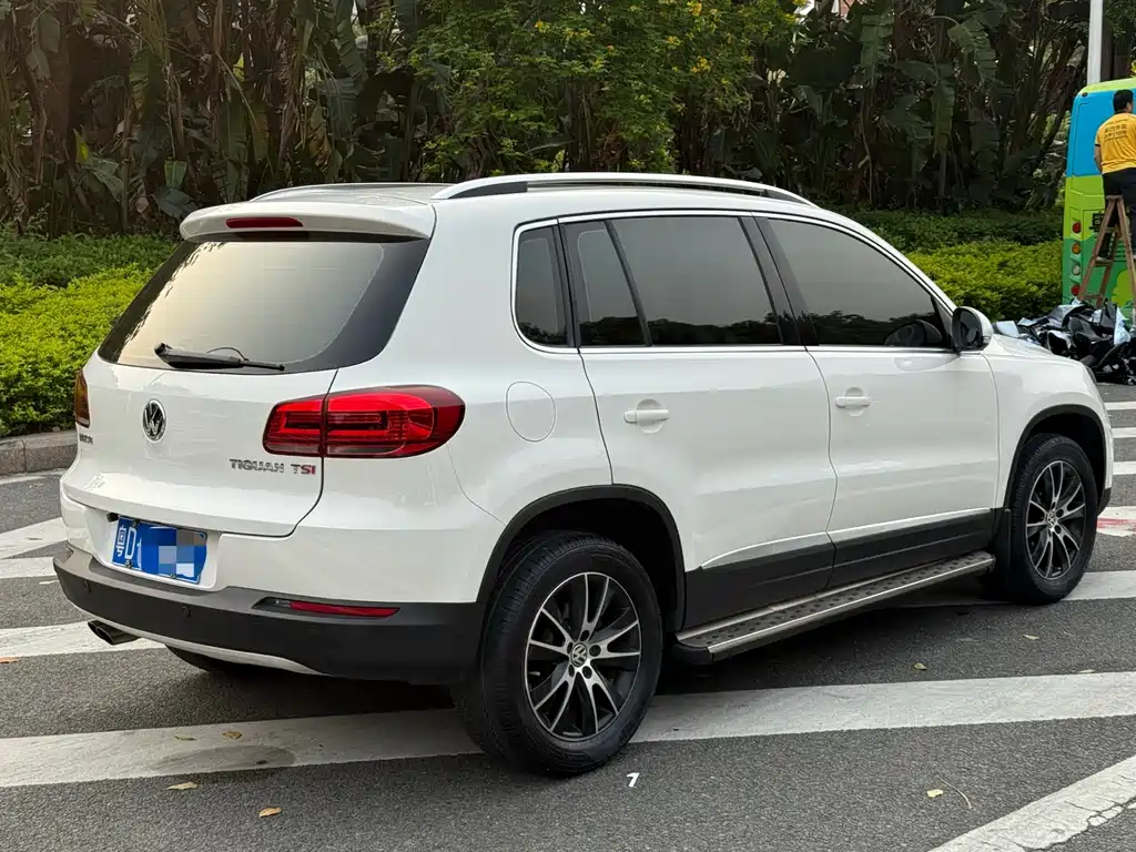 Volkswagen Tiguan 2015 — фото 10