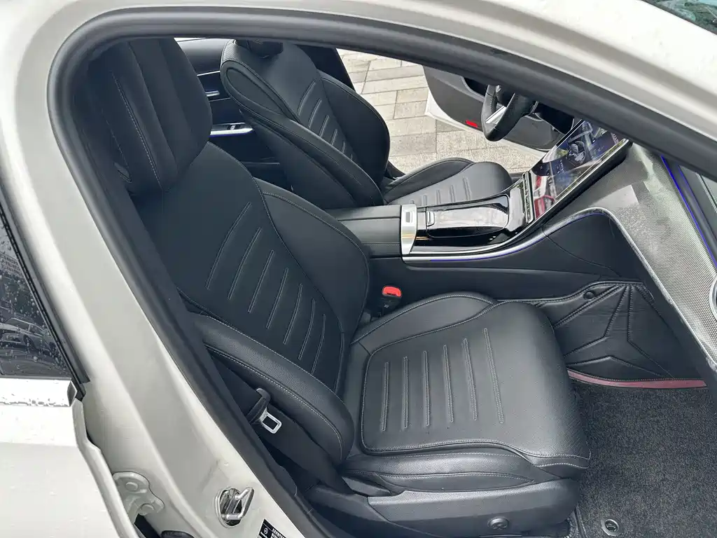 Mercedes-Benz C-Class 2022 — фото 24