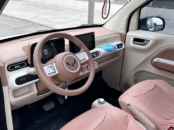 Wuling Hongguang MINIEV 2024