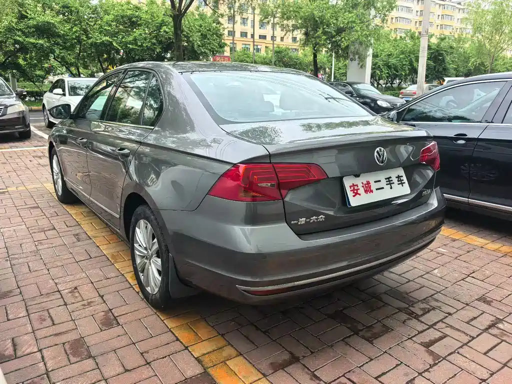 Volkswagen Bora 2016