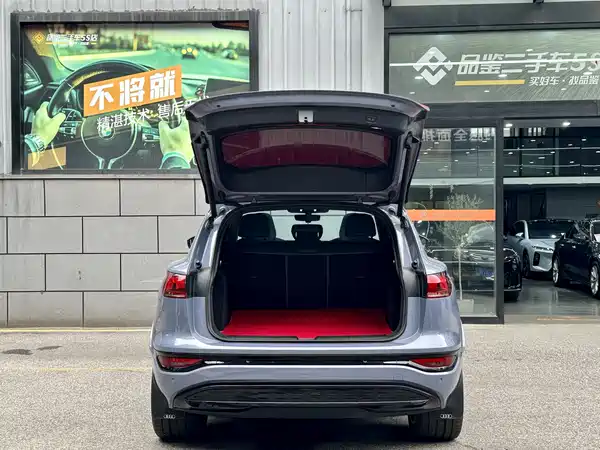 Audi Q6L E-Tron 2026