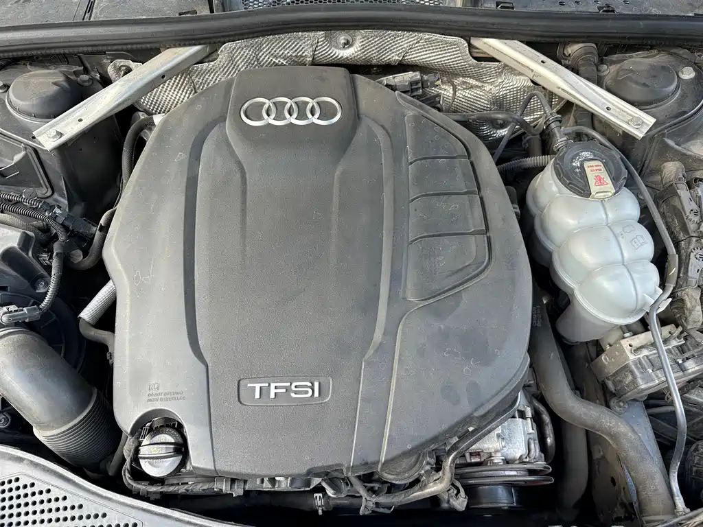 Audi A4L 2021 — фото 19