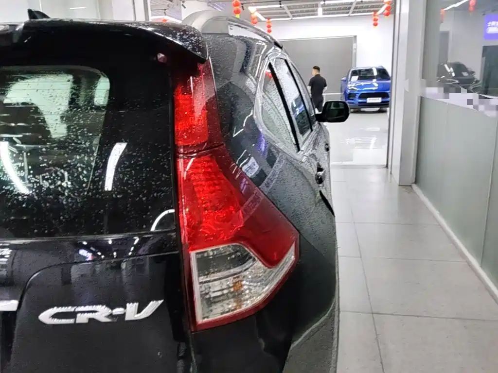 Honda CR-V 2015 — фото 24