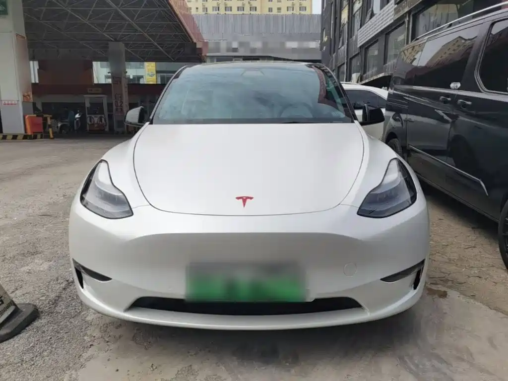Tesla Model Y 2023 — фото 3