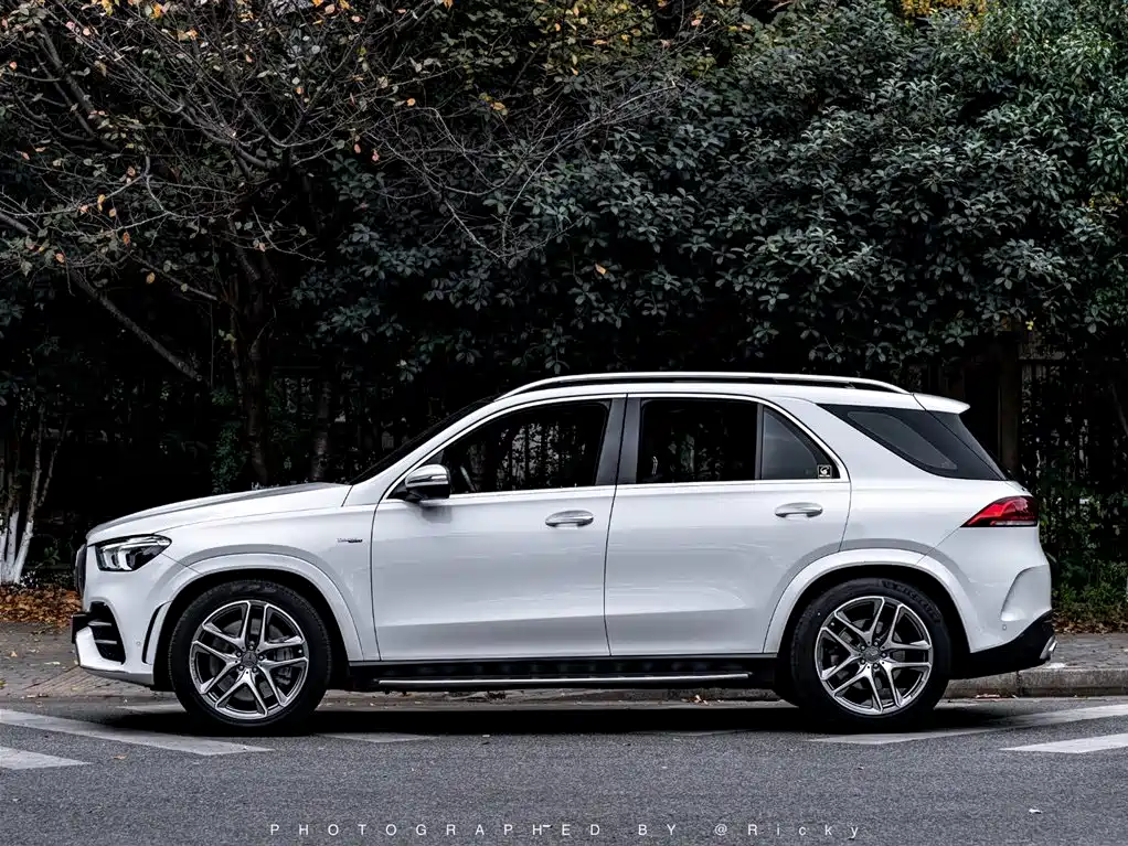 Mercedes-Benz GLE AMG 2022 — фото 2