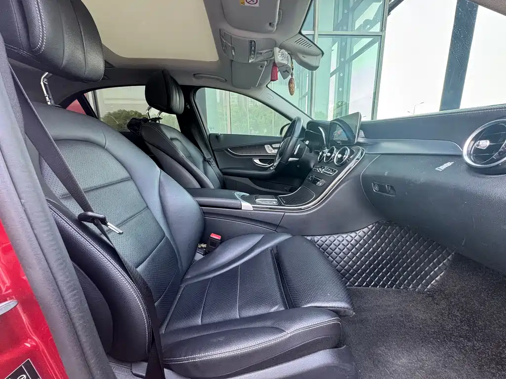 Mercedes-Benz C-Class 2020 — фото 15