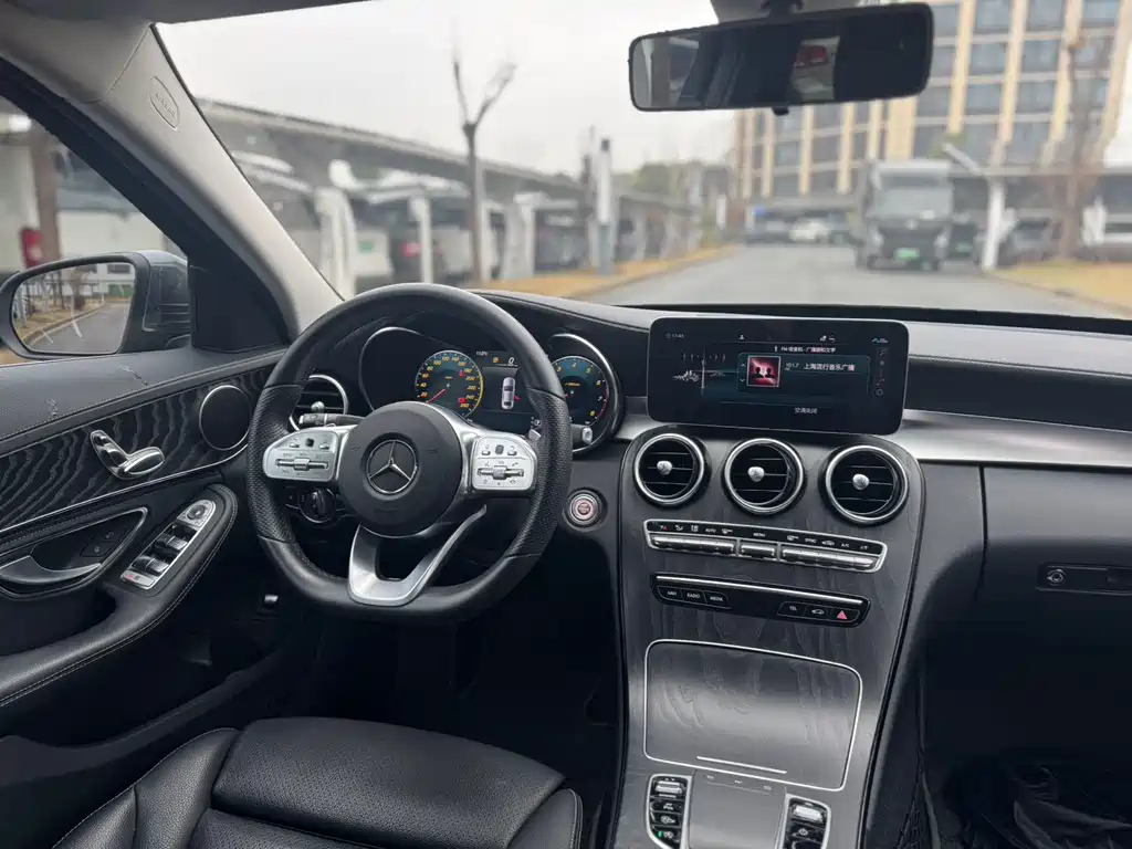 Mercedes-Benz C-Class 2020 — фото 20