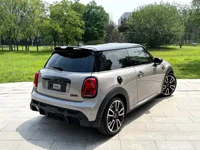 MINI MINI 2021