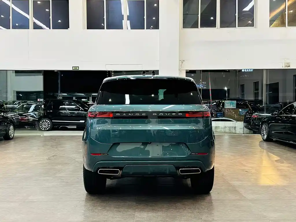 Land Rover Sport 2024