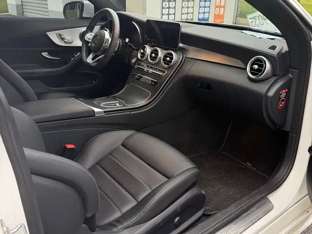 Mercedes-Benz C-Class 2020 — фото 18