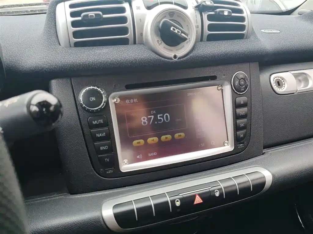 smart Fortwo 2014 — фото 13