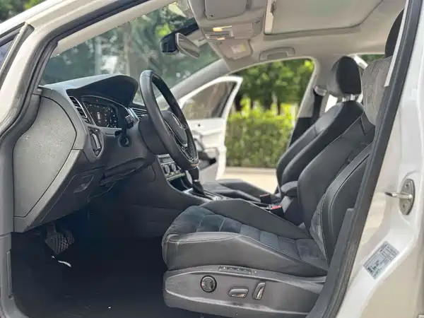 Volkswagen Golf 2019