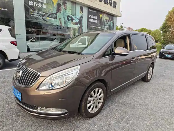 Buick GL8 2012