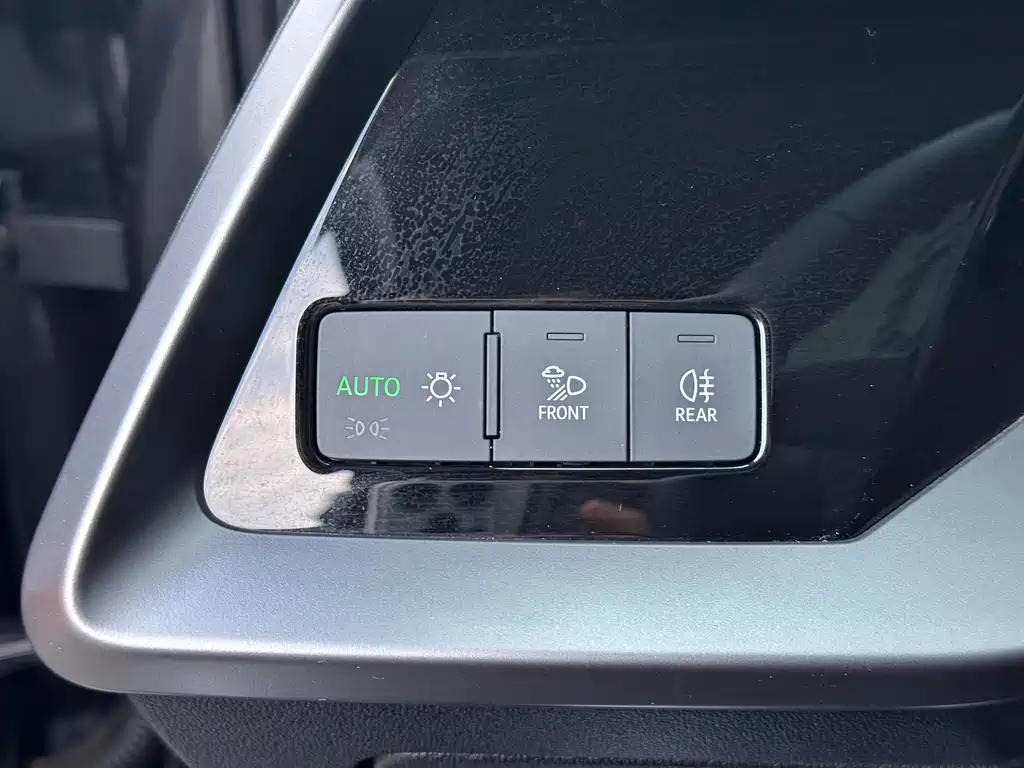 Audi A3 2023 — фото 13