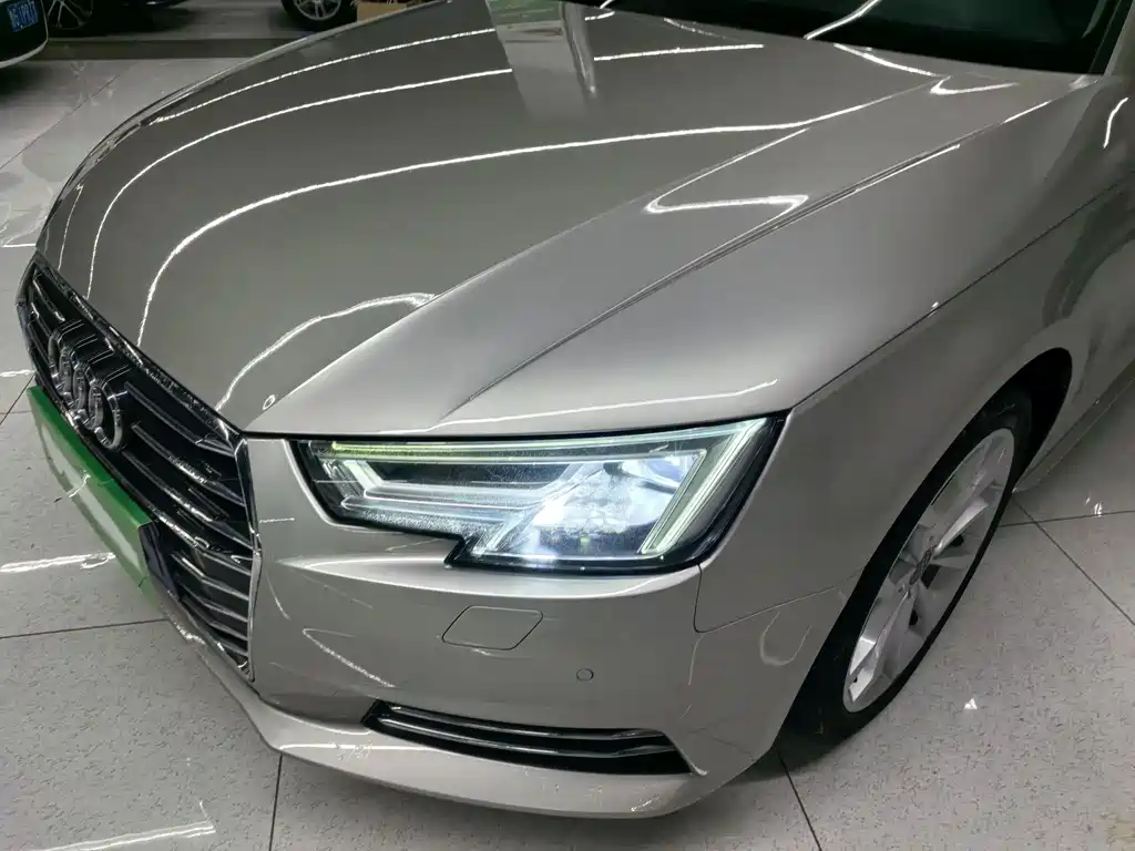 Audi A4L 2017 — фото 16