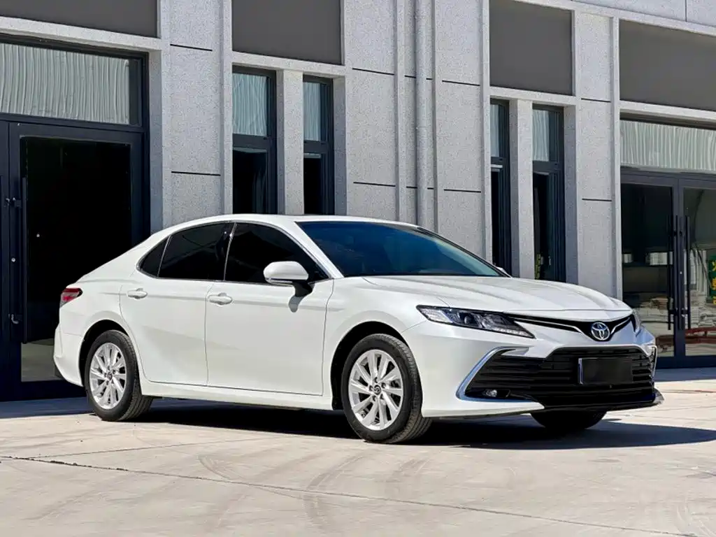 Toyota Camry 2023