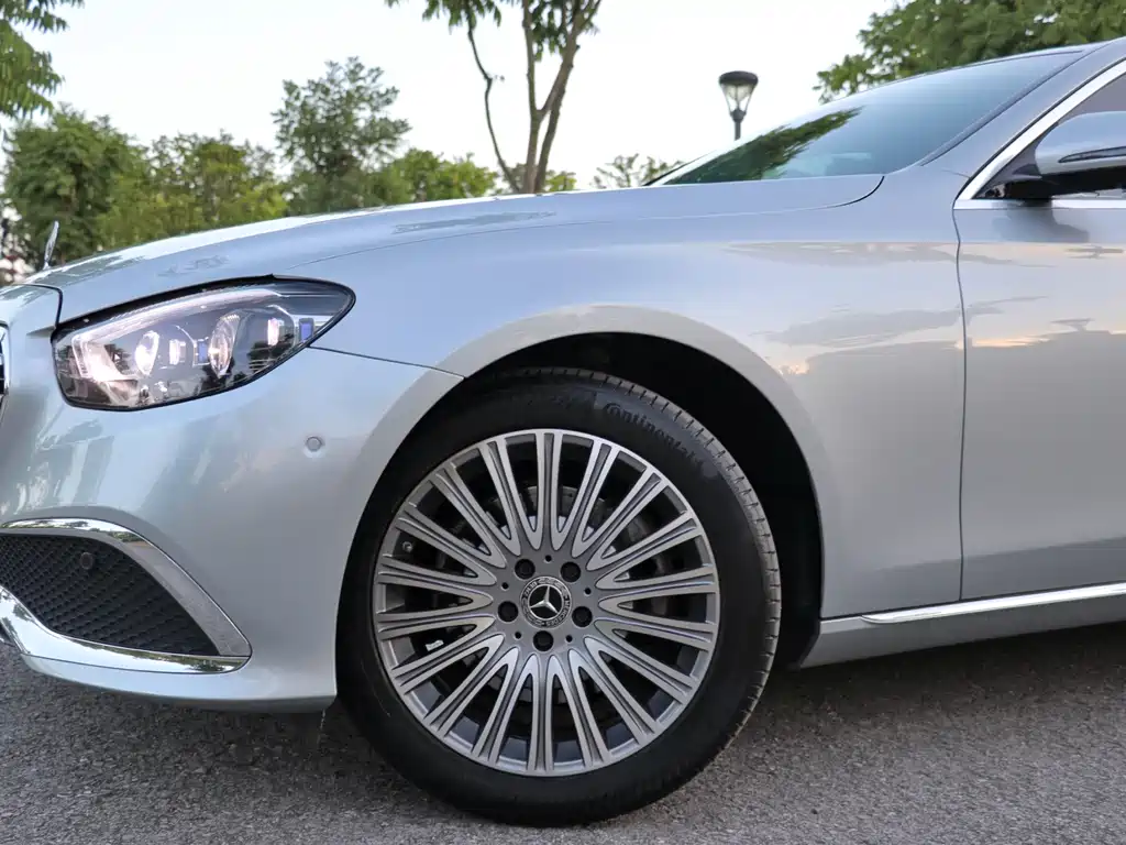 Mercedes-Benz E-Class 2020 — фото 8