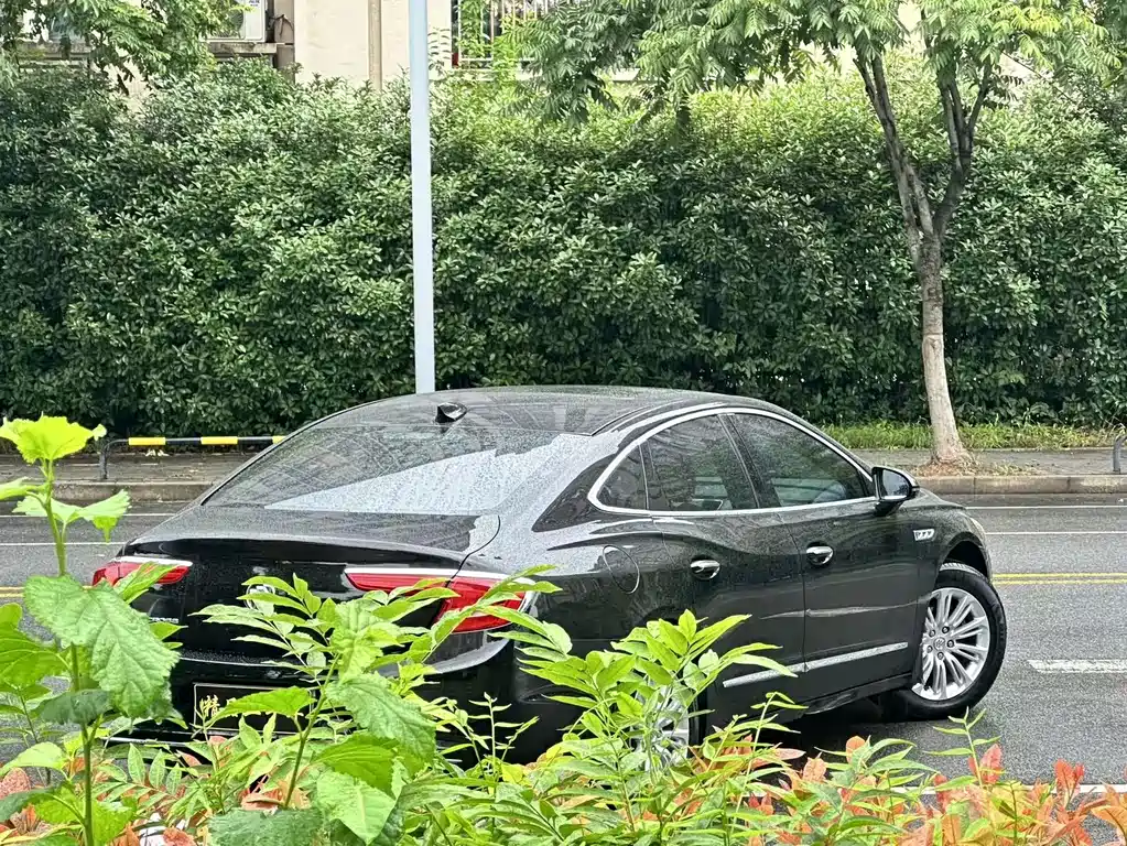Buick LaCrosse 2017 — фото 6