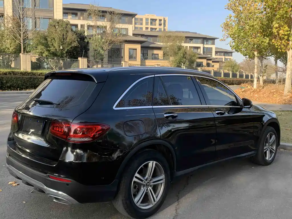 Mercedes-Benz GLC 2021 — фото 13
