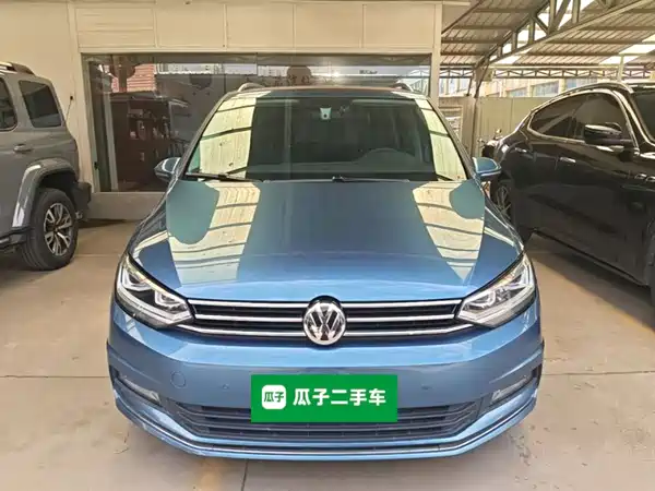 Volkswagen Touran 2016