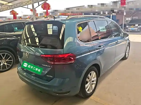 Volkswagen Touran 2016