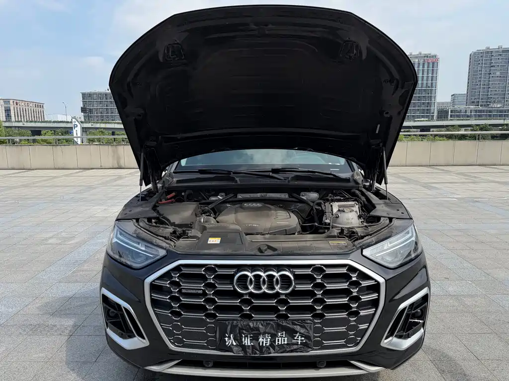 Audi Q5L 2022 — фото 24