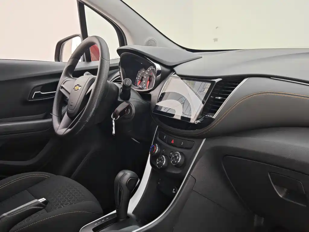 Chevrolet Trax 2017 — фото 11